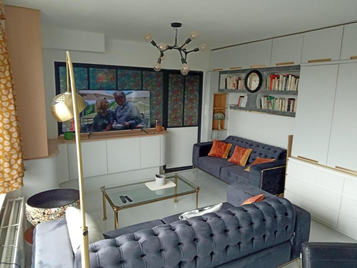 Liege Centre Mediacite Appartement Possible Parking Terrasse Immense 8Eme Pour 2 Personnes 외부 사진